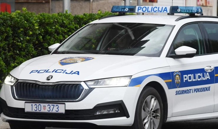 Policija