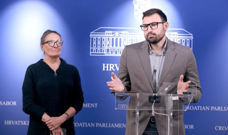 Sjednice vijeća moraju biti redovite, naglasila je oporba