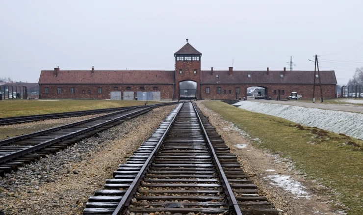 Widawski je preživio koncentracijski logor Auschwitz