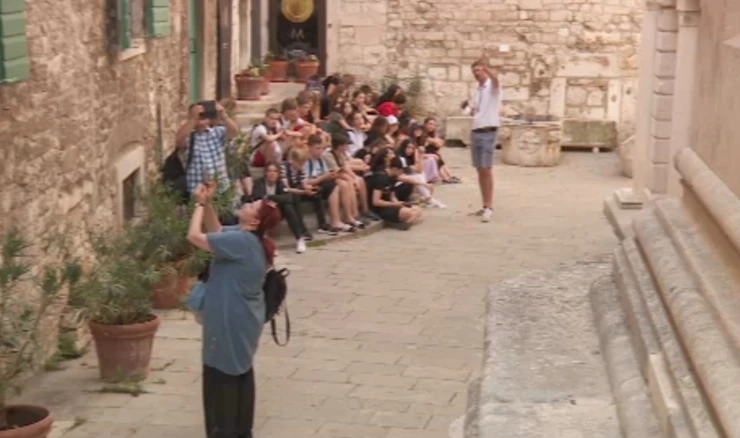 Pune ruke posla za turističke vodiče