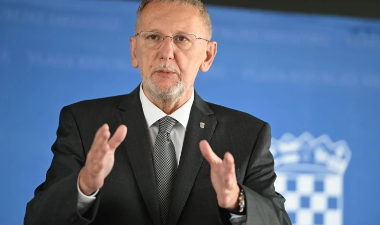 Davor Božinović