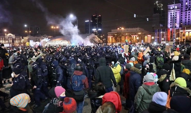 Poljska: Prosvjed protiv zabrane pobačaja