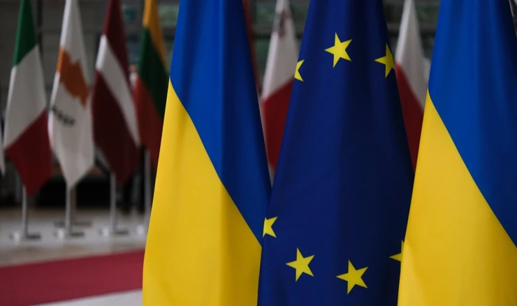 Ilustracija, ukrajinska zastava u Europskom parlamentu