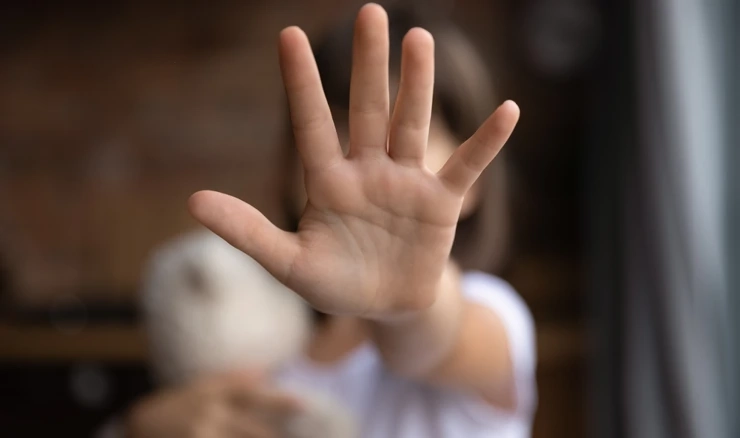 Sve više male djece na meti pedofila