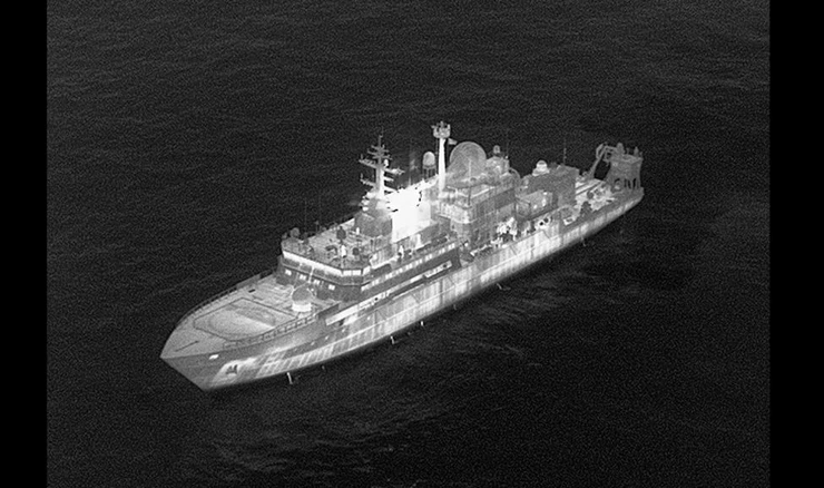 FLIR snimka ruskog broda "Jantar" (Projekt 22010)