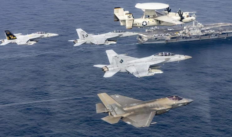 Zrakoplovi 9. krila i nosač zrakoplova USS Abraham Lincoln