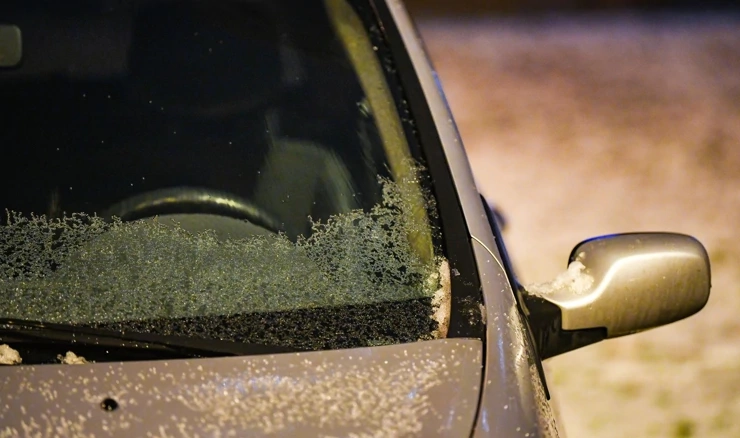 Za vozače je od snijega opasnija ledena kiša