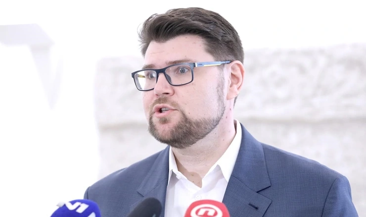 Peđa Grbin