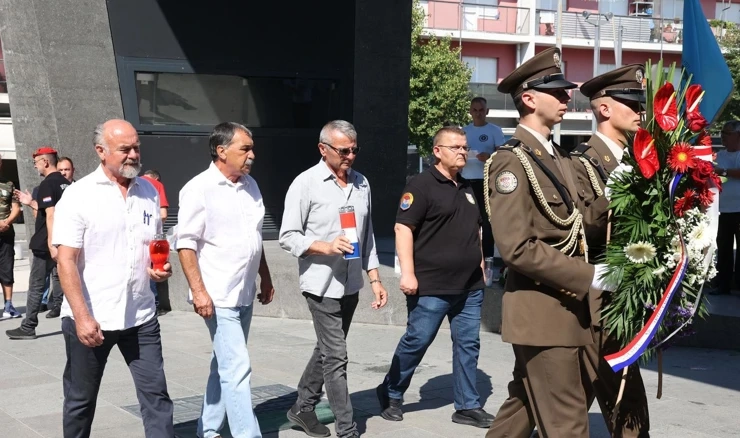 U Kninu obilježen "Dan logoraša"