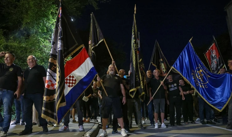 Prosvjed branitelja protiv festivala Nosi se