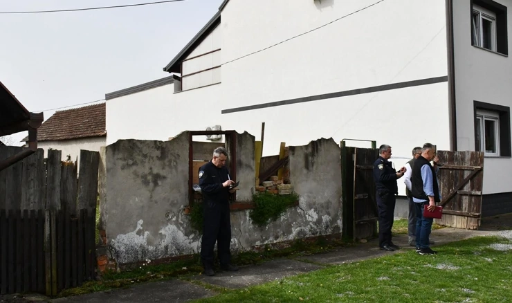 U požaru na obiteljskoj kući kod Slavonskog Broda pronađeno tijelo muškarca