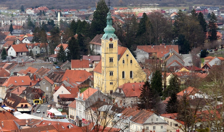 Grad u cijelosti financira kupnju radnih bilježnica i drugih obrazovnih materijala