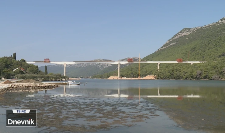 U tijeku je betoniranje mosta preko Stonskog kanala