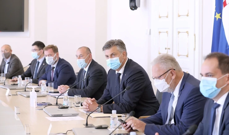 Plenković mit Generälen und hochrangigen Offizieren der Operation "Bljesak"