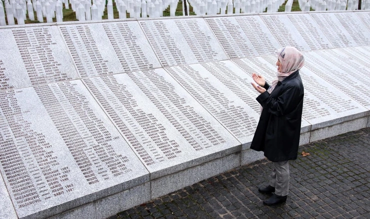 Memorijalni centar Srebrenica