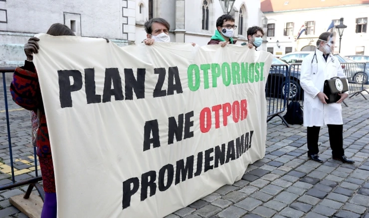 Performans pred Saborom
