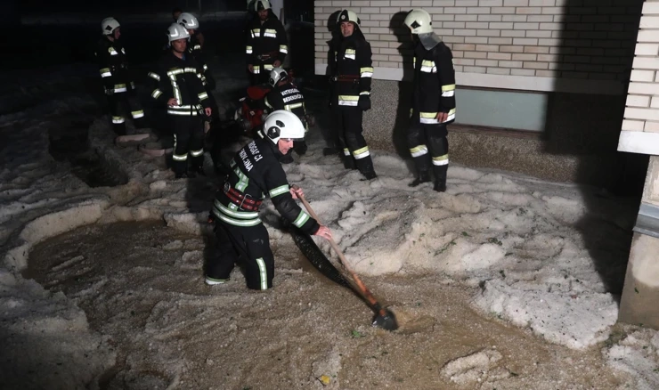 Kiša potopila ceste kod Poznanovca