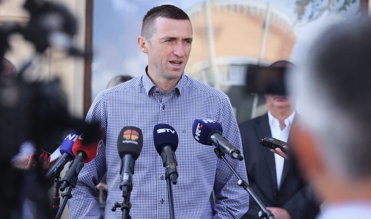 Ivan Penava na konferenciji za novinare
