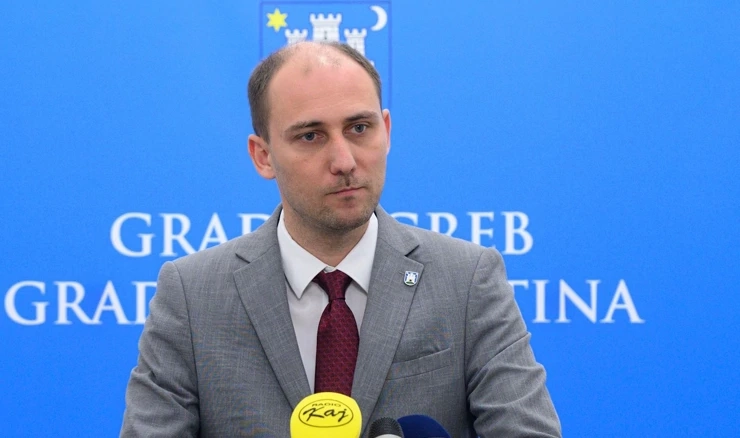 Mišić je rekao da je na dnevnom redu zagrebačke Gradske skupštine 17 točaka