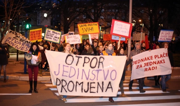 "Noćni marš za 8. mart"