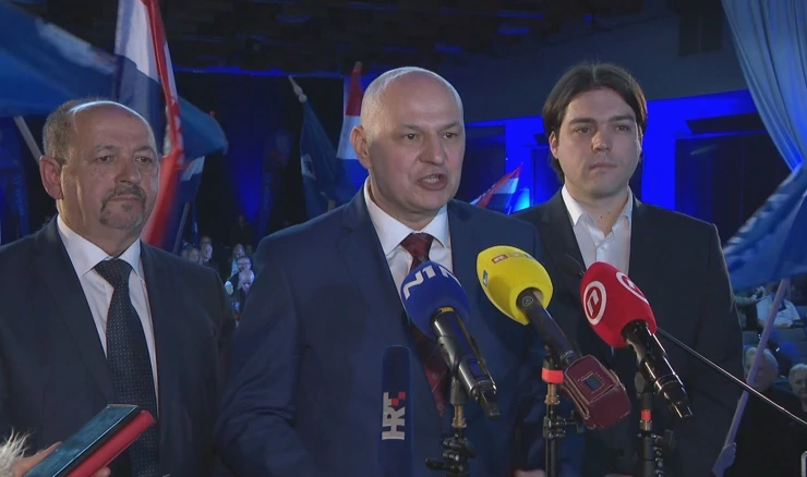 Novoosnovana stranka "Pravo i pravda"