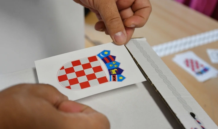 U Novoj Gradiški prijevremeni izbori za gradonačelnika 