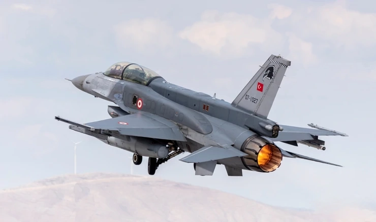 Turska rasporedila šest zrakoplova F-16