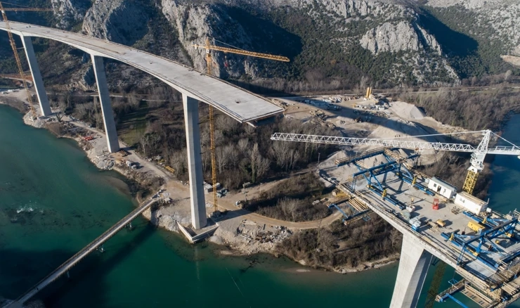 Uhićeni bivši direktori Autocesta FBiH