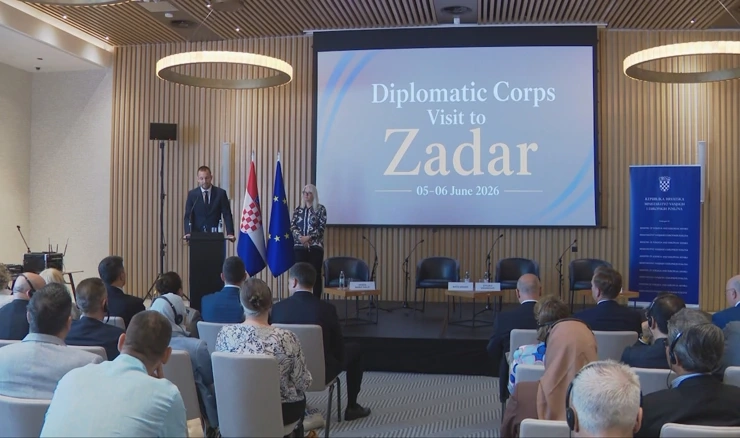U Zadru se održava panel-rasprava 'Športska diplomacija - Krešimir Ćosić'
