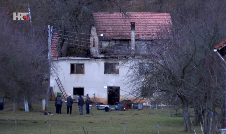 Požar na obiteljskoj kući pokraj Otočca