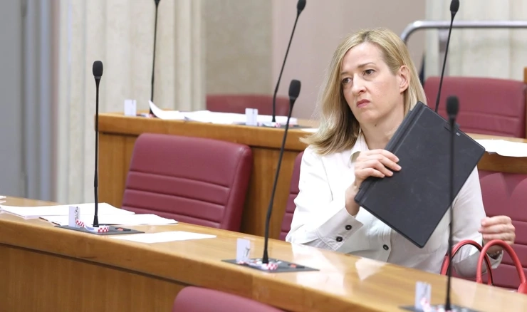 Mirela Ahmetović