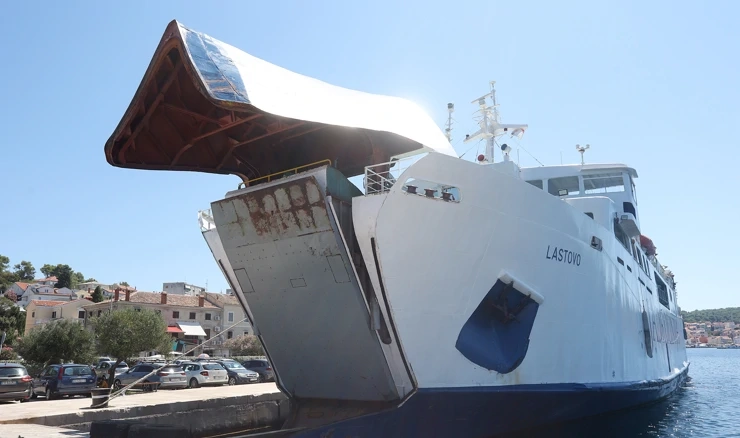 Trajekt Lastovo