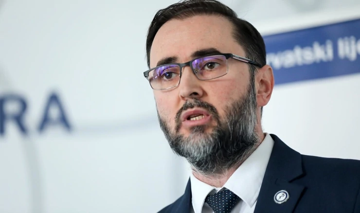 Krešimir Luetić 