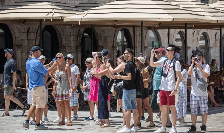 U svibnju u komercijalnom smještaju 31 posto više noćenja