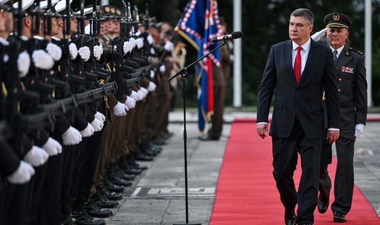 Zoran Milanović, predsjednik Republike i vrhovni zapovjednik Oružanih snaga RH 