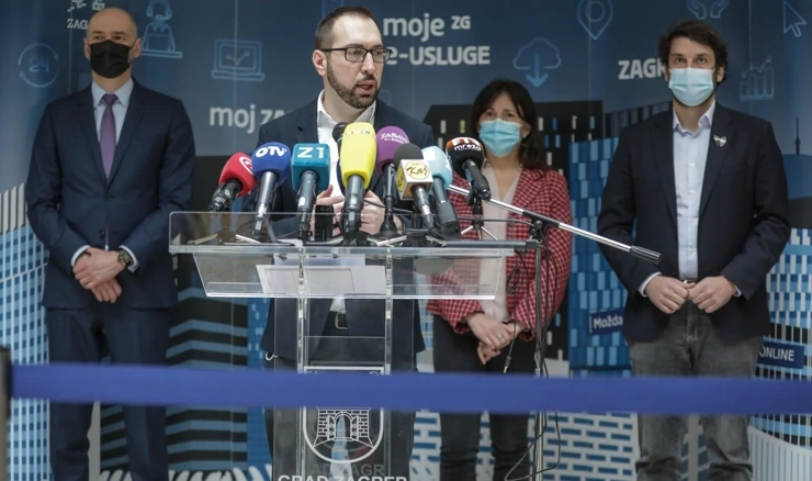 Tomislav Tomašević nakon sastanaka oko uvođenja Građanskog odgoja i obrazovanja