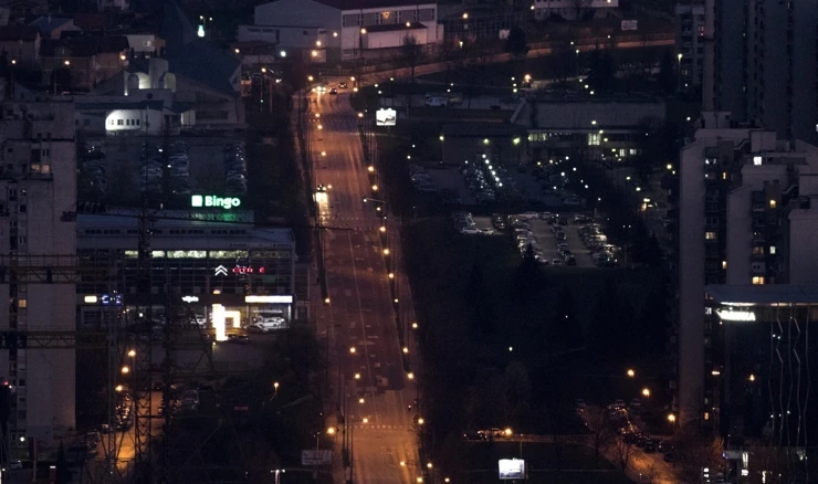 Sarajevo: Zbog policijskog sata prazna glavna ulica u naselju Alipašino polje
