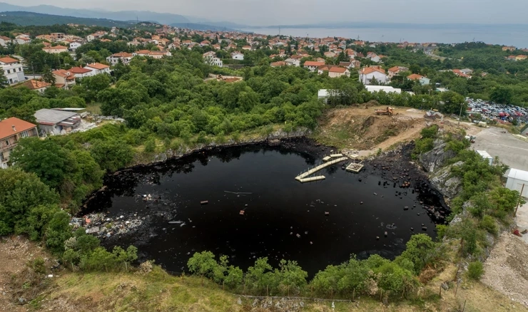 Jama Sovjak