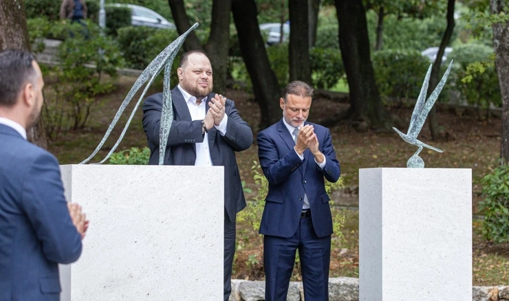 Otkriven spomenik pjesniku Ivanu Franku