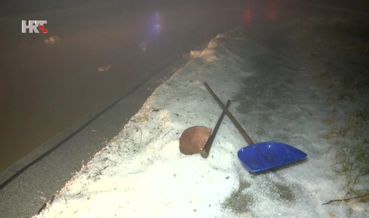 Olujno nevrijeme na području više županija