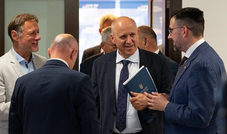 Ministar graditeljstva i prostornog uređenja Branko Bačić