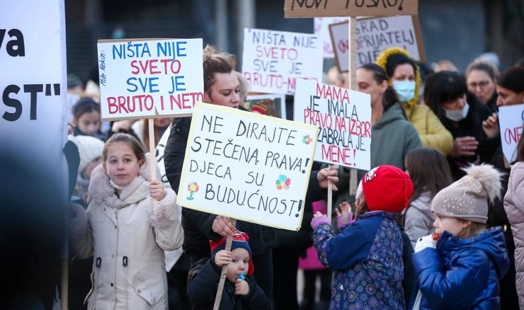 Prosvjed roditelja odgojitelja