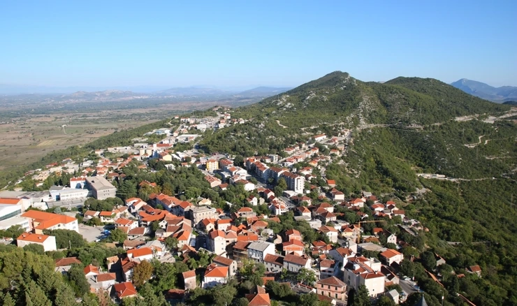 Vrgorac posljednjih godina provodi niz pronatalitetnih i obiteljskih mjera