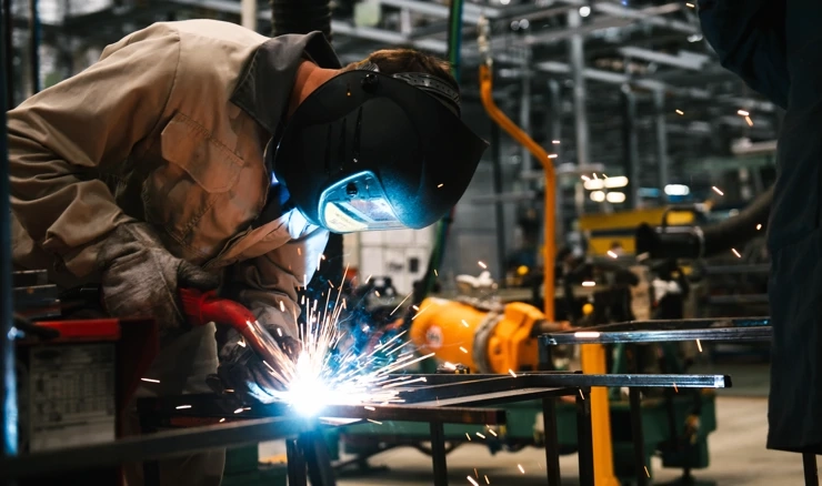 Industrija