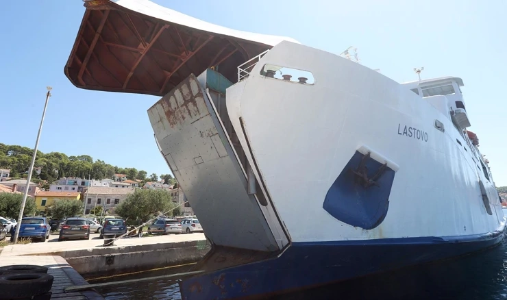 Trajekt Lastovo