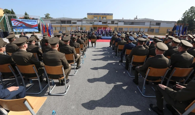 MORH raspisao javne natječaje za prijam u kadetsku službu