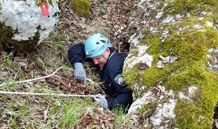  Čišćenje speleološkog objekta