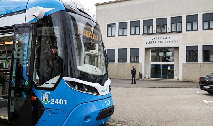 Novi niskopodni tramvaj ZET-a