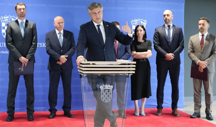 Konferencija za novinare premijera Andreja Plenkovića