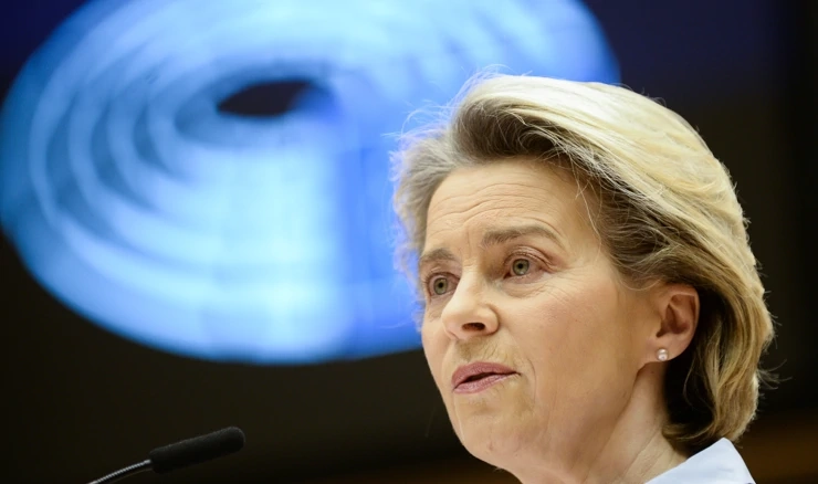 Ursula von der Leyen o cjepivu